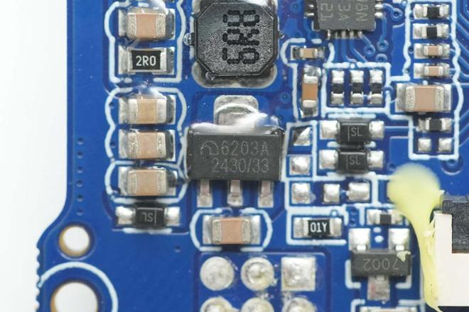 C方案绿联100W大功率快充移动电源拆解瓦力游戏内置智融科技SW6301 SO(图2)