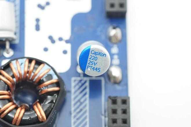 C方案绿联100W大功率快充移动电源拆解