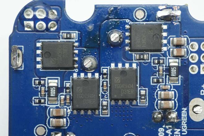 C方案绿联100W大功率快充移动电源拆解瓦力游戏内置智融科技SW6301 SO(图11)